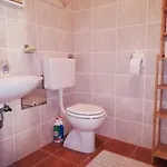 Apartament Bura *